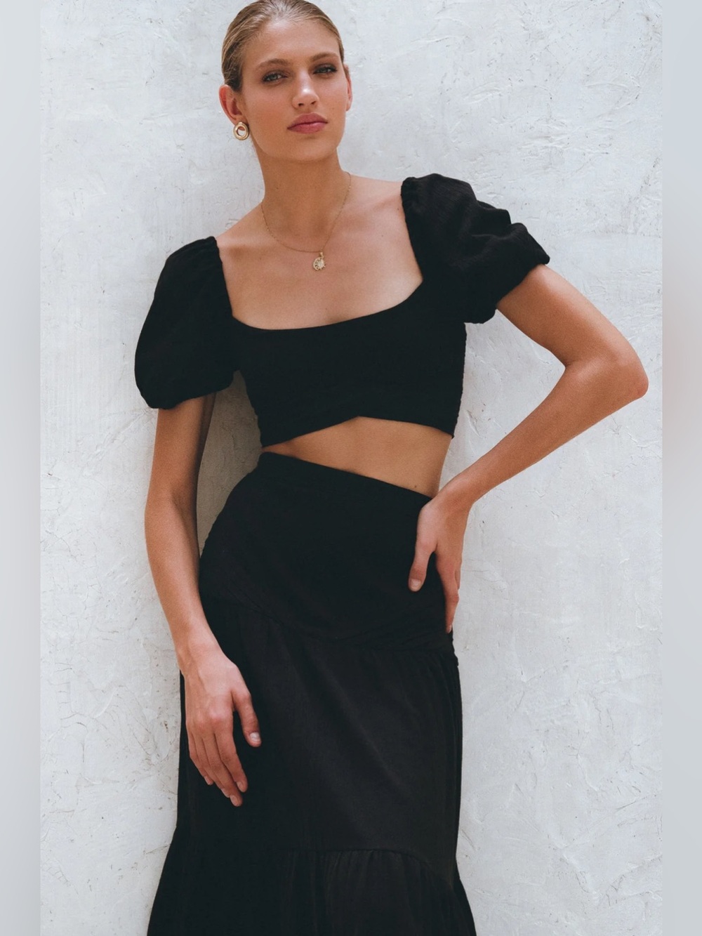 Baliln Black Kiana Linen Crop Top, size XXL